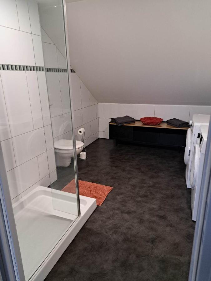 Studio Spacieux Et Elegant Au Coeur De Bourbourg - Gare A Proximite Luaran gambar